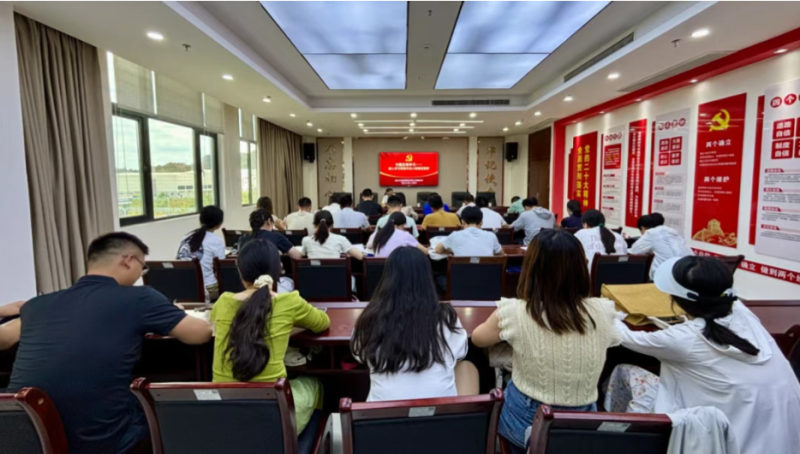 党总支书记王印杰讲授深入贯彻中央八项规定精神学习教育专题党课