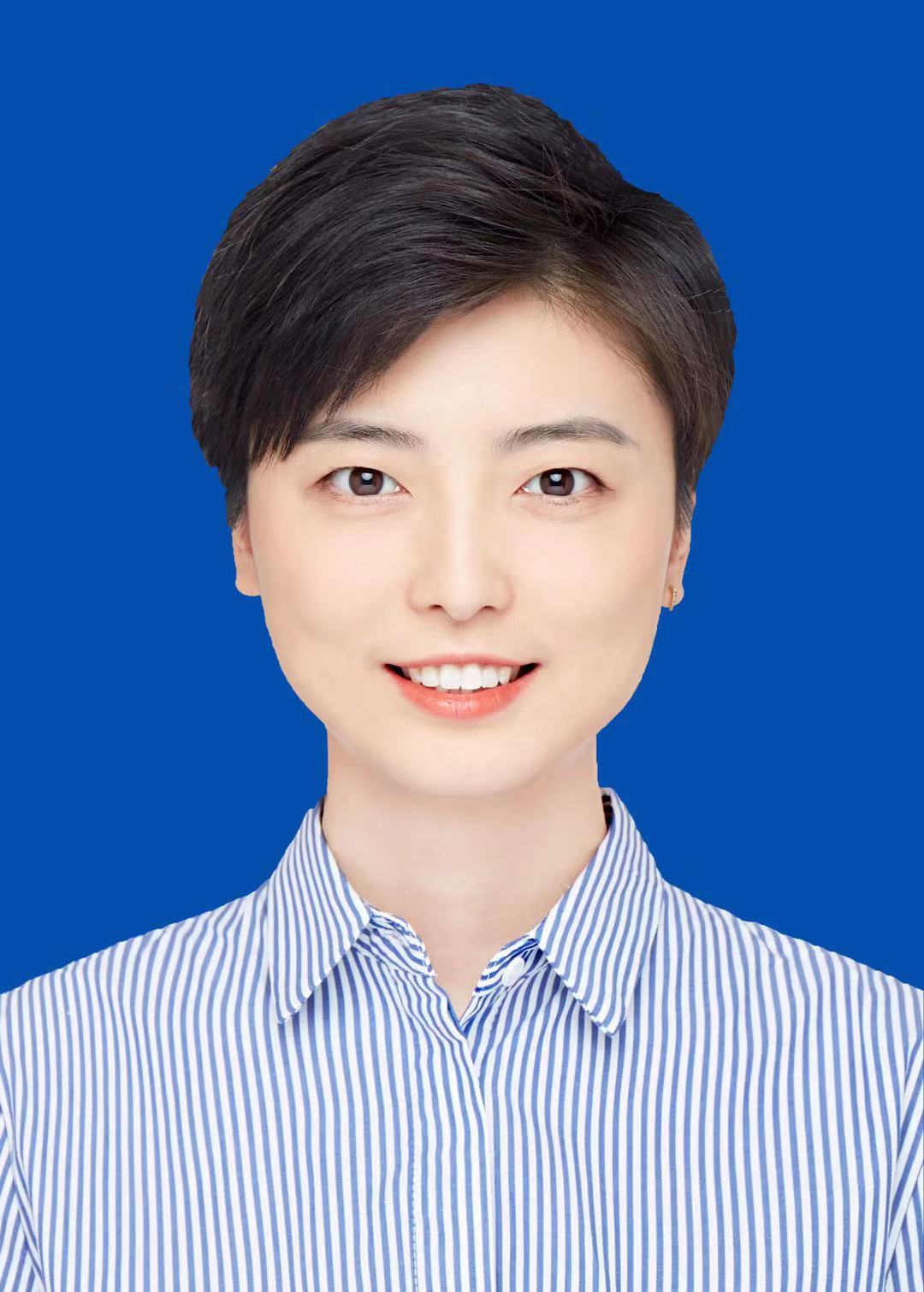 汤雯迪个人简历