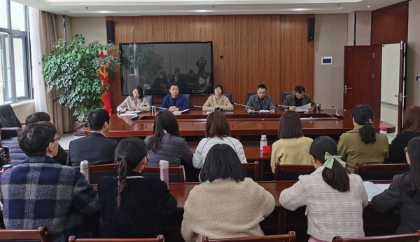 南充文化旅游职业学院举行新教师见面座谈会