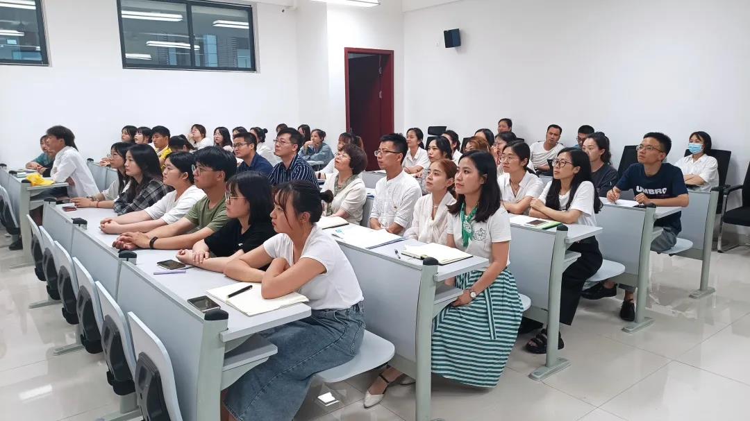 转发：我系举行2020级学生认知实习总结会 暨第二期文旅Salon分享会 