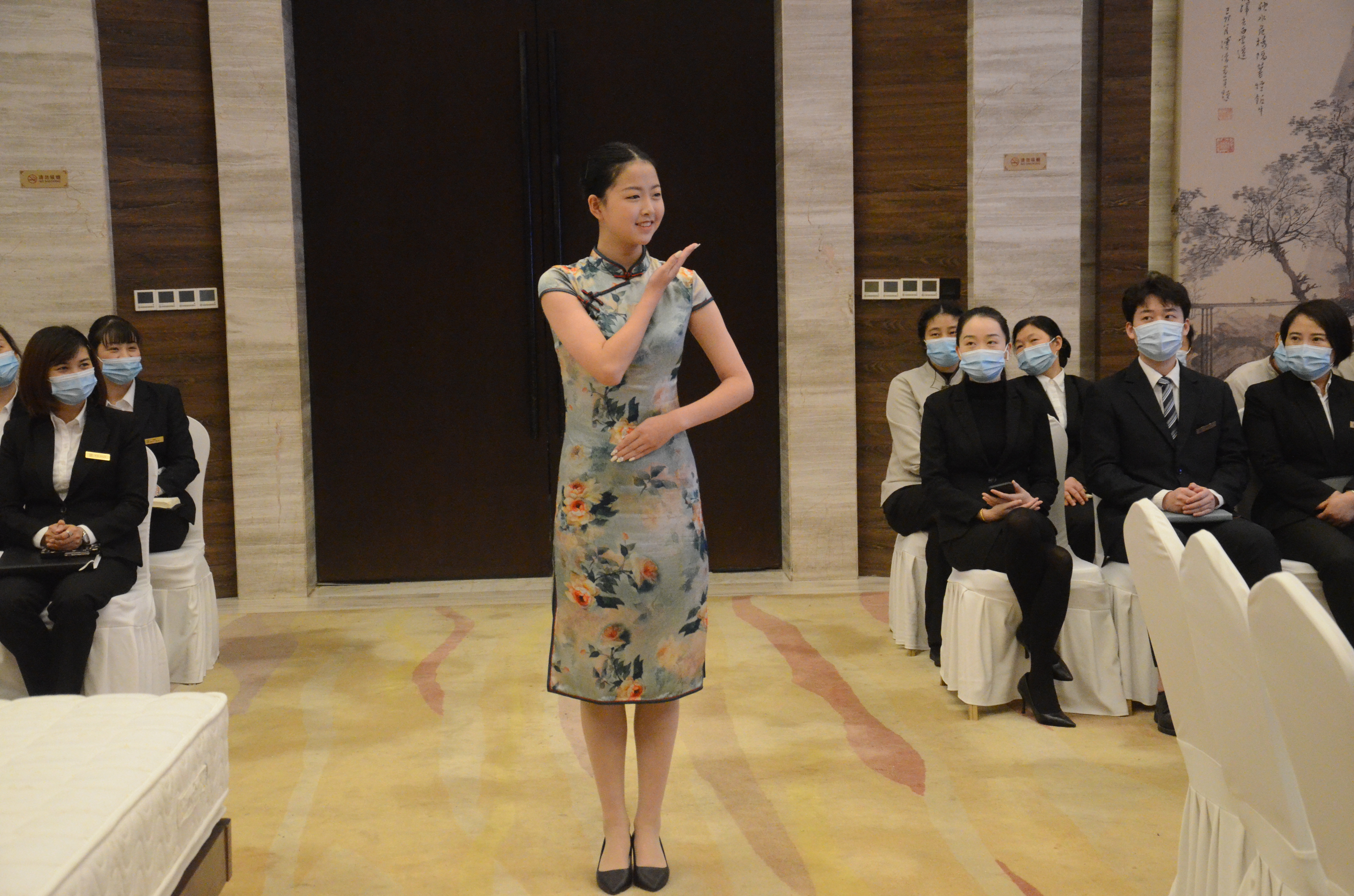 强化技能 提升服务 | 职业礼仪培训工作室走进锦元张飞国际酒店